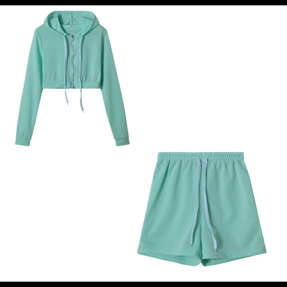 Zip up crop top hoodie shorts set